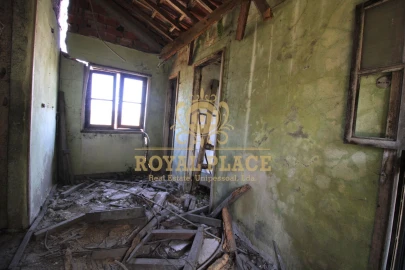 Moradia T10 para Venda em Oliveira do Douro