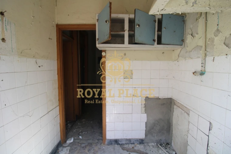 Moradia T10 para Venda em Oliveira do Douro Foto 3