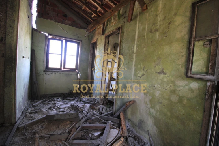 Moradia T10 para Venda em Oliveira do Douro Foto 7