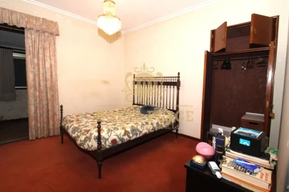 Moradia T4 para Venda em Argoncilhe