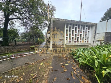 Moradia T4 para Venda em Argoncilhe