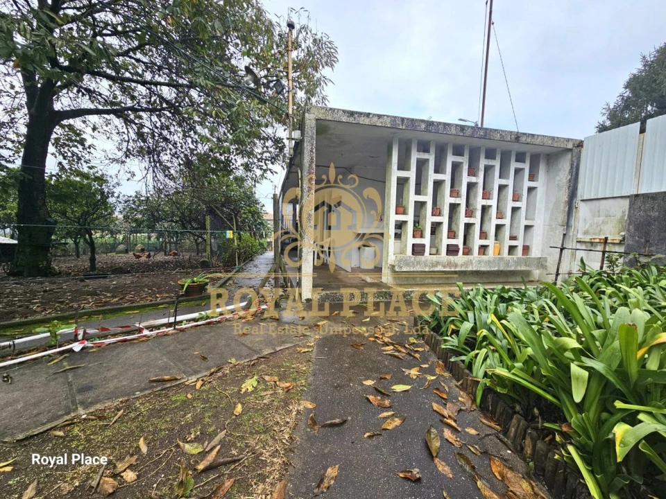 Moradia T4 para Venda em Argoncilhe Foto 29