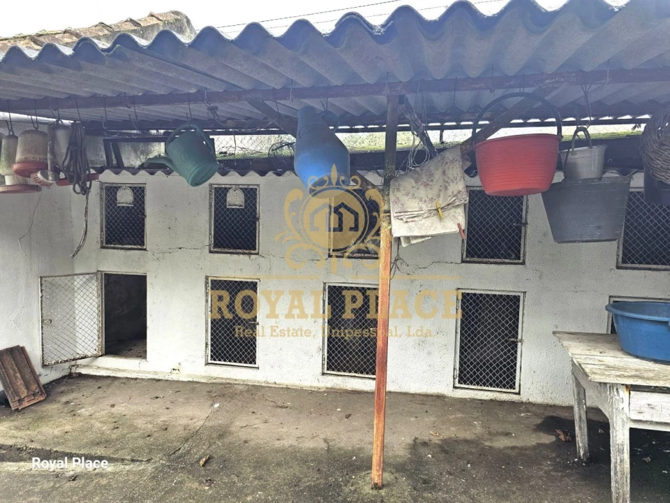 Moradia T4 para Venda em Argoncilhe Foto 32