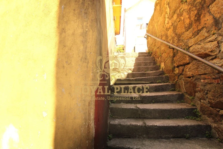 Moradia T7 para Venda em Santa Marinha e São Pedro da Afurada Foto 5