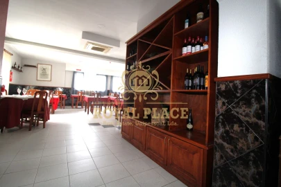 Loja para Trespasse em Lobão, Gião, Louredo e Guisande