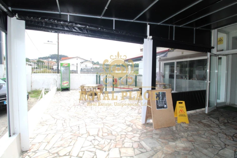 Loja para Trespasse em Lobão, Gião, Louredo e Guisande Foto 24