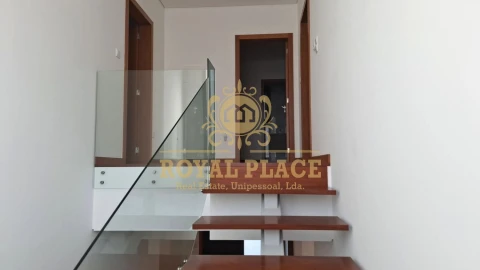 Moradia T3 para Venda em Santa Maria da Feira, Travanca, Sanfins e Espargo