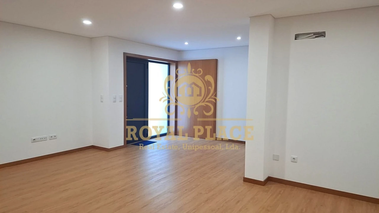 Moradia T3 para Venda em Santa Maria da Feira, Travanca, Sanfins e Espargo Foto 2