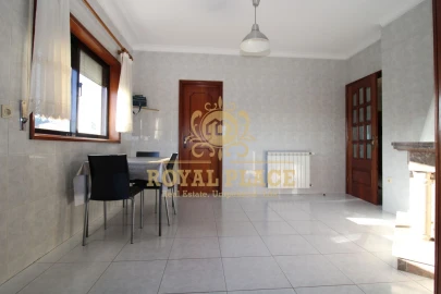 Moradia T3 para Venda em Fiães