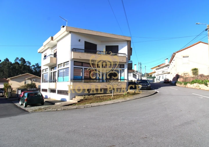 Moradia T3 para Venda em Fiães Foto 26