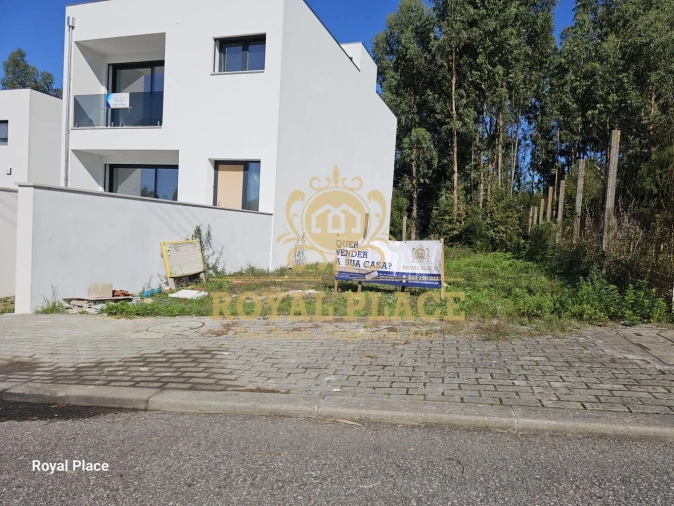 Terreno para Venda em Lobão, Gião, Louredo e Guisande Foto 2