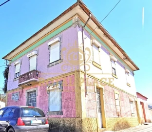 Moradia T5 para Venda em São João de Ver