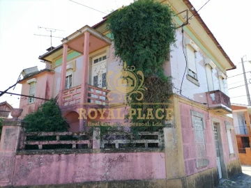 Moradia T5 para Venda em São João de Ver