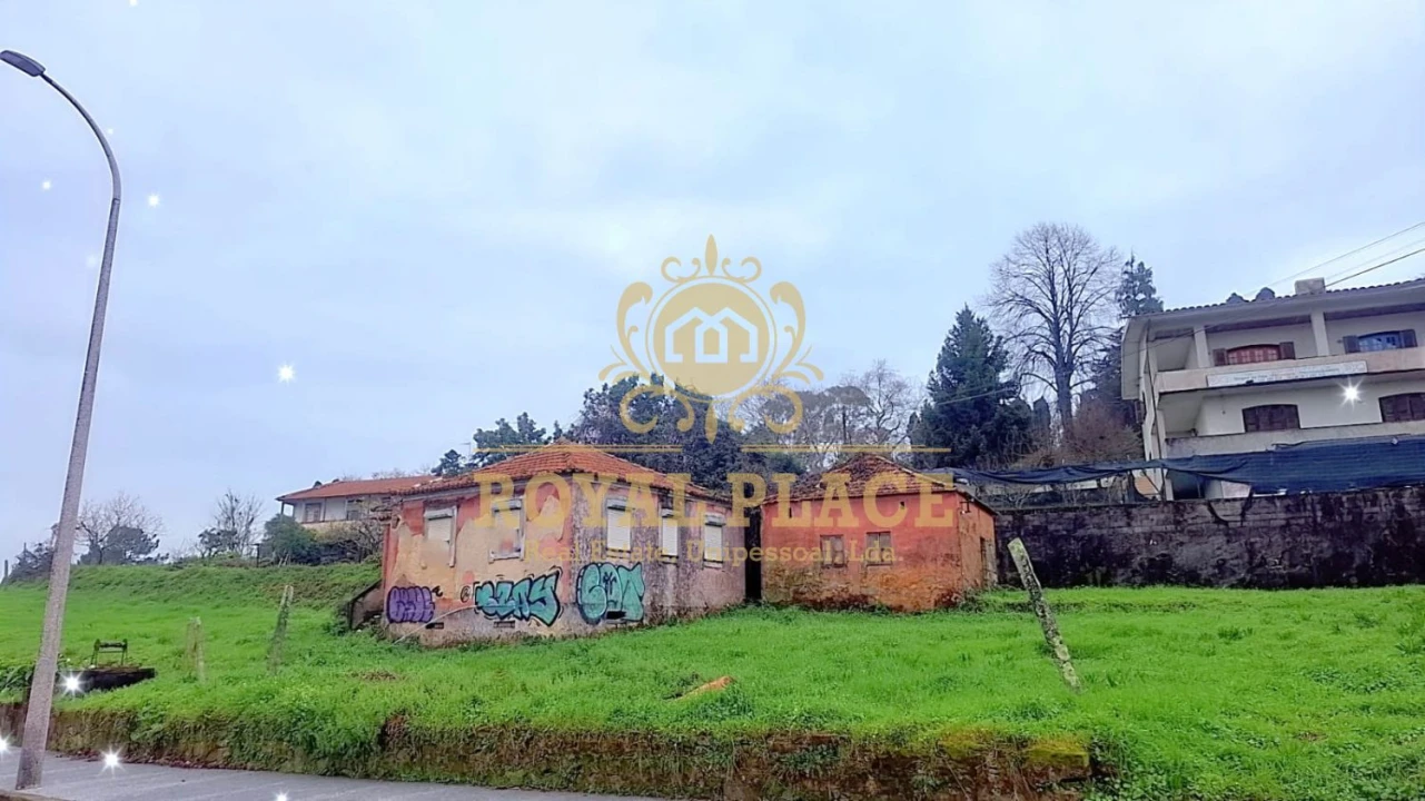 Moradia T3 para Venda em São João da Madeira Foto 1