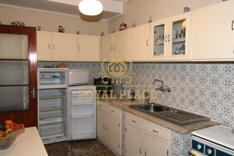 Apartamento T9 para Venda em Paços de Brandão Foto 6