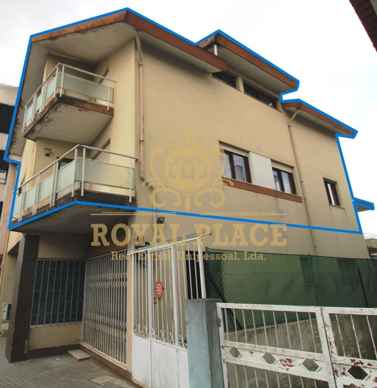 Apartamento T9 para Venda em Paços de Brandão Foto 2