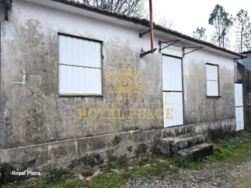 Moradia T2 para Venda em Caldas de São Jorge e Pigeiros