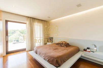 Moradia T4 para Venda em São Miguel do Souto e Mosteirô