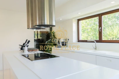 Moradia T4 para Venda em São Miguel do Souto e Mosteirô