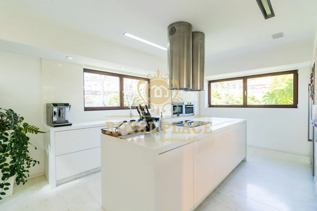 Moradia T4 para Venda em São Miguel do Souto e Mosteirô Foto 12