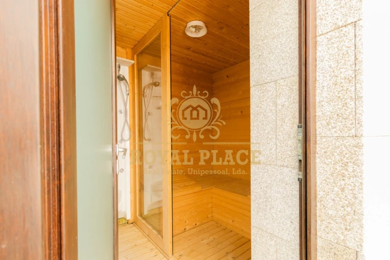 Moradia T4 para Venda em São Miguel do Souto e Mosteirô Foto 47