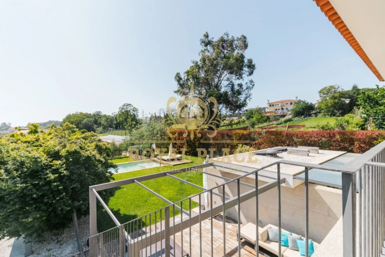 Moradia T4 para Venda em São Miguel do Souto e Mosteirô Foto 29