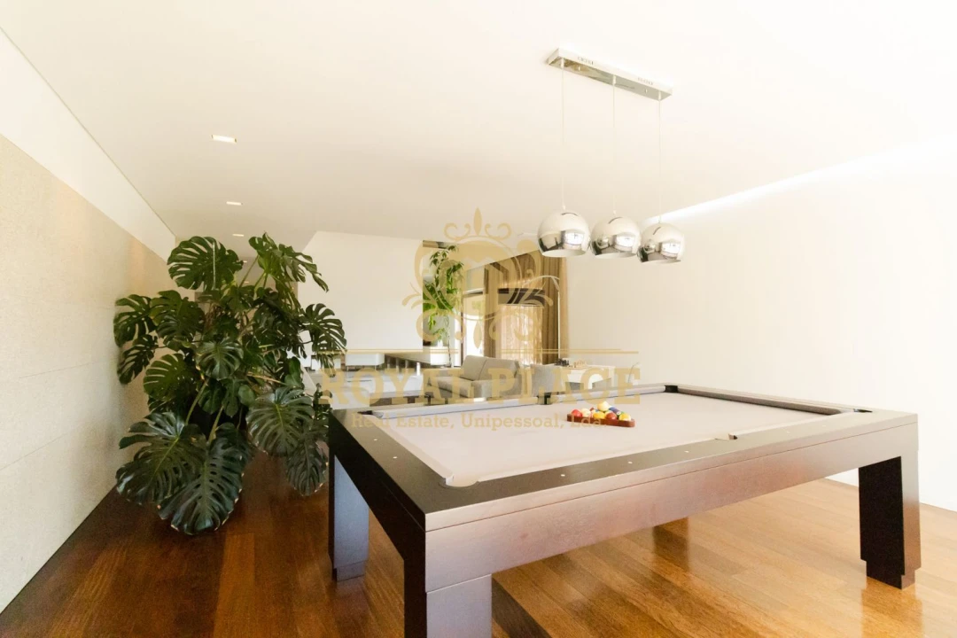 Moradia T4 para Venda em São Miguel do Souto e Mosteirô Foto 6