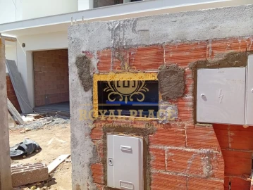 Moradia T3 para Venda em Santa Maria de Lamas