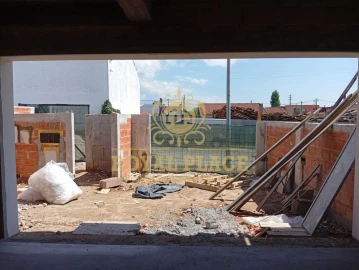 Moradia T3 para Venda em Santa Maria de Lamas