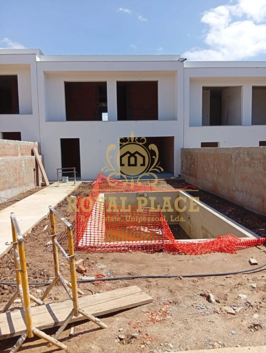 Moradia T3 para Venda em Santa Maria de Lamas Foto 18