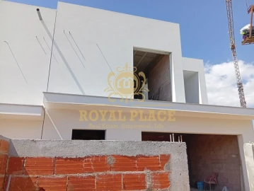 Moradia T3 para Venda em Santa Maria de Lamas