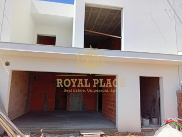 Moradia T3 para Venda em Santa Maria de Lamas