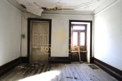 Moradia T3 para Venda em Santa Maria de Lamas