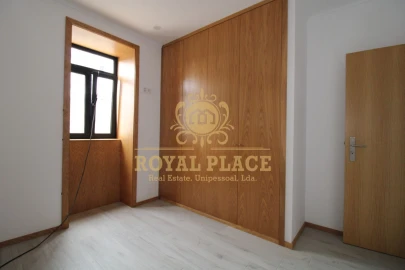 Moradia T2 para Venda em Santa Maria de Lamas