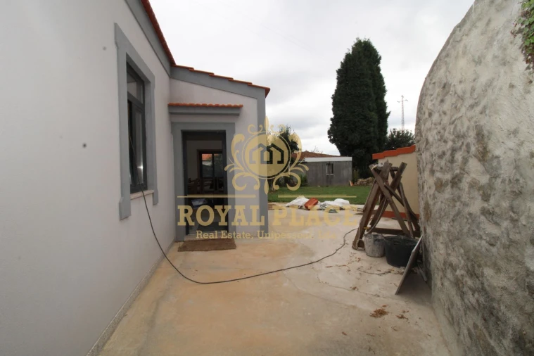 Moradia T2 para Venda em Santa Maria de Lamas Foto 10