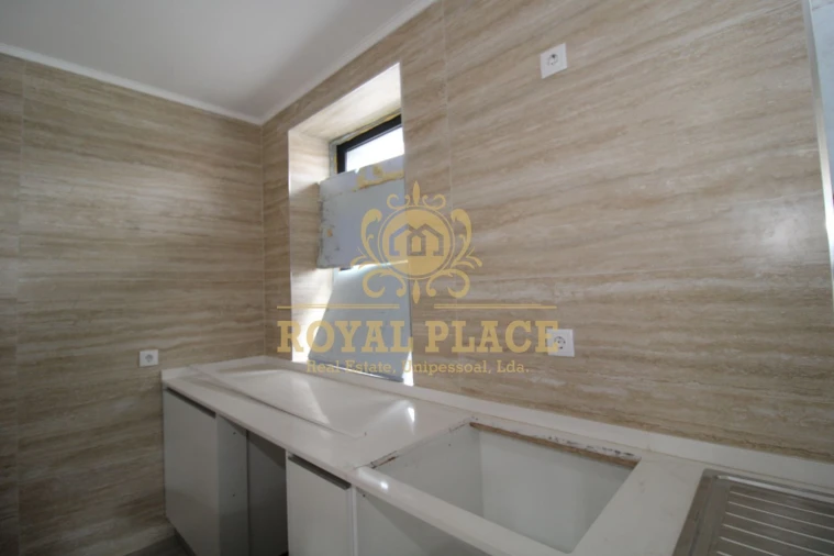 Moradia T2 para Venda em Santa Maria de Lamas Foto 14