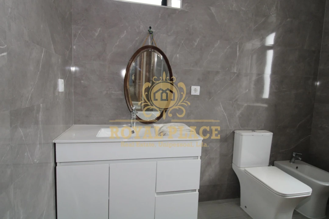 Moradia T2 para Venda em Santa Maria de Lamas Foto 23