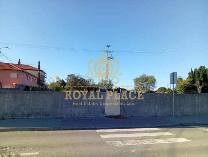 Terreno para Venda em Paços de Brandão Foto 15