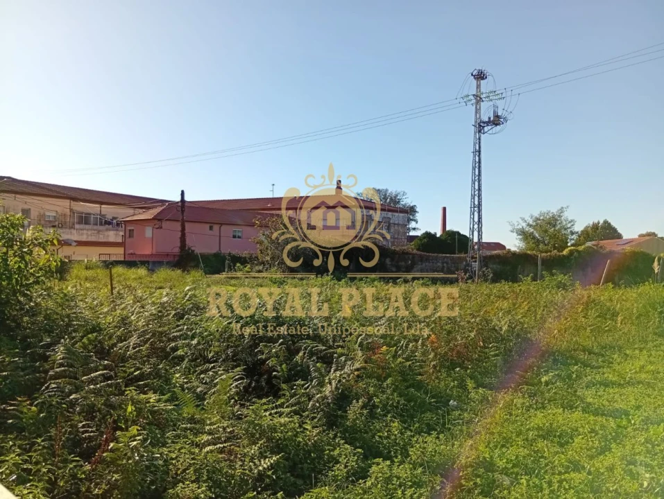 Terreno para Venda em Paços de Brandão Foto 18