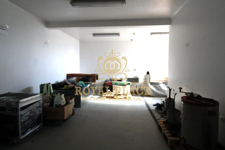 Loja para Venda em O. Azeméis, Riba-Ul, Ul, Macinhata Seixa, Madail Foto 17