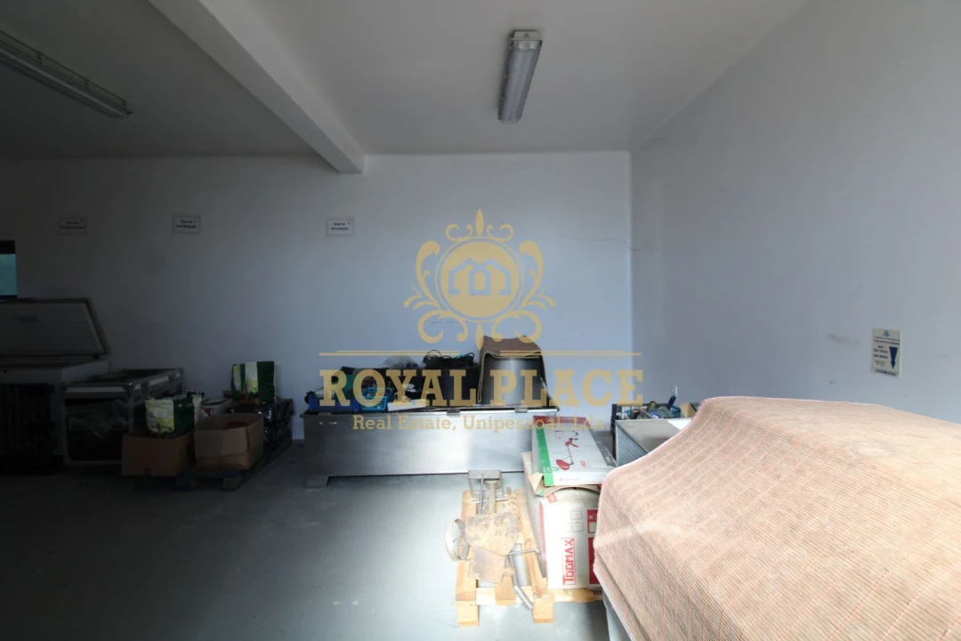 Loja para Venda em O. Azeméis, Riba-Ul, Ul, Macinhata Seixa, Madail Foto 19