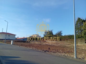 Terreno para Venda em Santa Maria da Feira, Travanca, Sanfins e Espargo