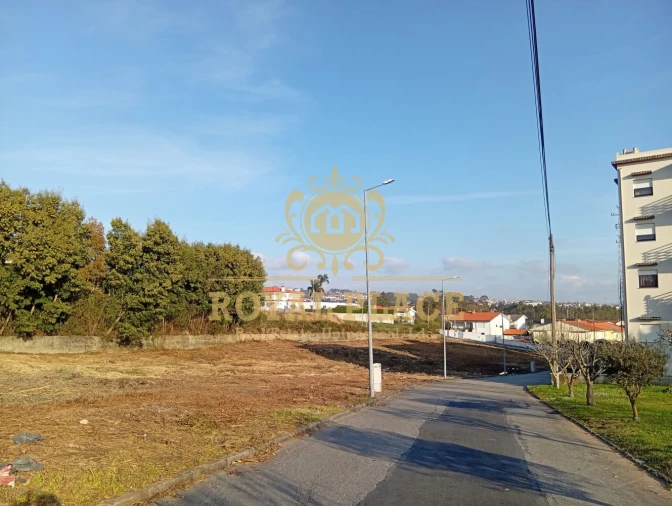 Terreno para Venda em Santa Maria da Feira, Travanca, Sanfins e Espargo Foto 2