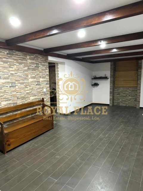 Moradia T4 para Venda em São Roque