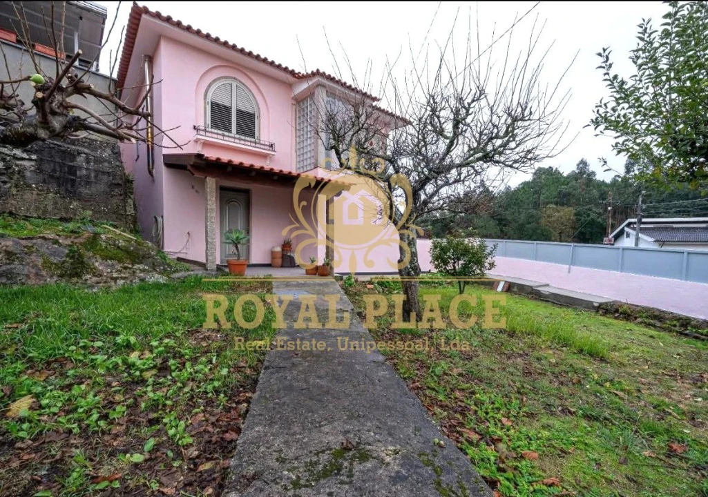 Moradia T4 para Venda em São Roque Foto 1