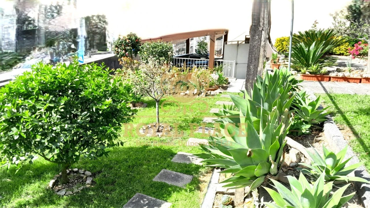 Moradia T4 para Venda em São Roque Foto 24