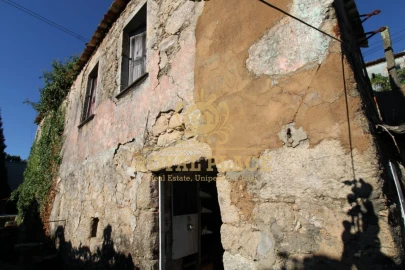 Quinta T1 para Venda em O. Azeméis, Riba-Ul, Ul, Macinhata Seixa, Madail