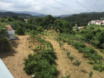 Quinta T1 para Venda em O. Azeméis, Riba-Ul, Ul, Macinhata Seixa, Madail