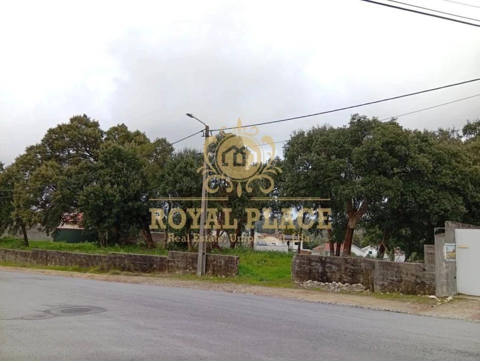 Terreno para Venda em Paços de Brandão Foto 7