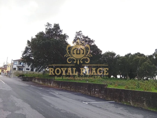 Terreno para Venda em Paços de Brandão Foto 3